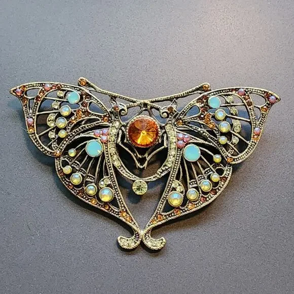 Austrian Crystal Filigree Butterfly Brooch GoldTone Multi Color Crystals Vintage - Picture 8 of 11
